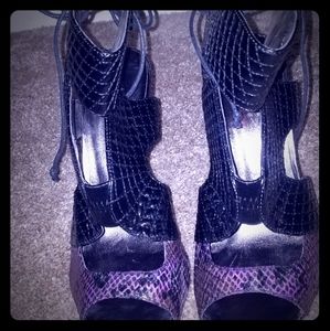 Shoedazzle black and purple tall tie-back heels